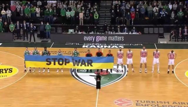 西媒：皇马多位球员复出，马斯坦托诺本轮联赛或直接首发（西媒称：皇马多人伤愈回归，马斯坦托诺本轮有望直接首发）